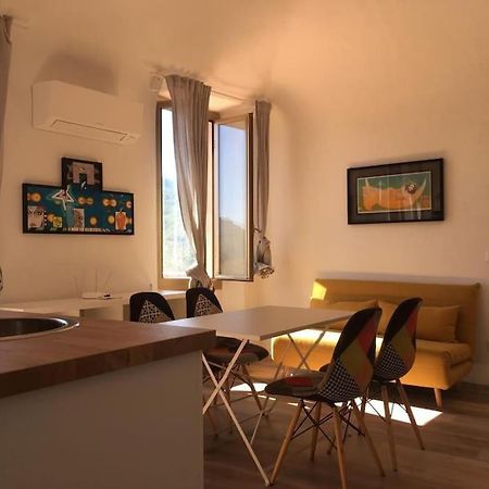 M.A.R.E. Apartment Calice Ligure ภายนอก รูปภาพ